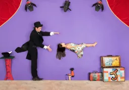 Il 14 luglio “Mago J. Show” con Jefte Fanetti che nel suo lavoro attinge dal circo